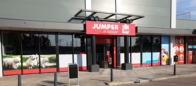 Aanvankelijk Beweging troon DSZ Actueel | Nieuwsportal voor de dierenbranche - Jumper opent nieuwe  winkel in Den Bosch: Alles onder één dak!