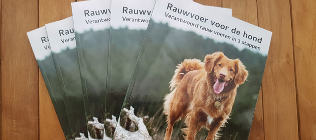 Eerste boek over gemalen rauwvoer – voor hondenbaas en dierenspeciaalzaak